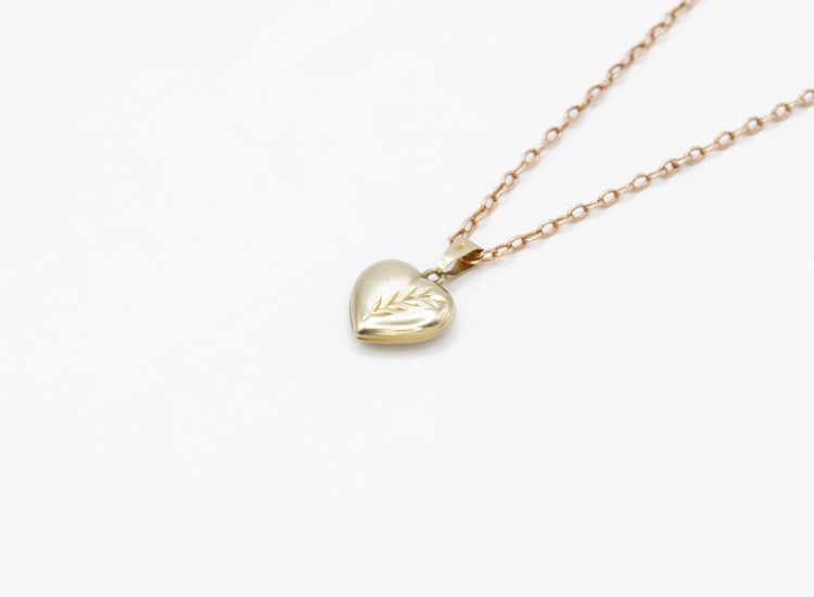 Arany vesett sziv medal 14k a188 – használt arany ékszer a hasznaltarany.hu piacterén